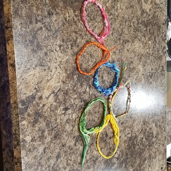 Adjustable bracelets - Picture 2 of 2